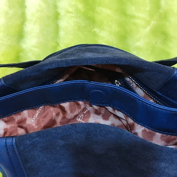 B Makowsky Blue Leather Gamma Hobo Bag - Picture 5 of 6